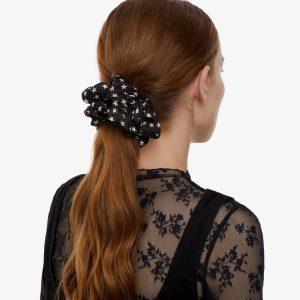 Scrunchie - What A Star